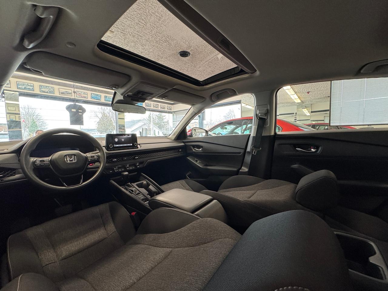 2023 Honda Accord EX+Roof+Adapive Cruise+LKA+BSM+CLEAN CARFAX Photo