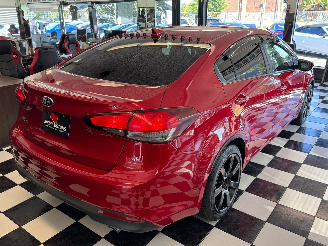 2017 Kia Forte LX+New Tires+ApplePlay+Remote Start+CLEAN CARFAX Photo