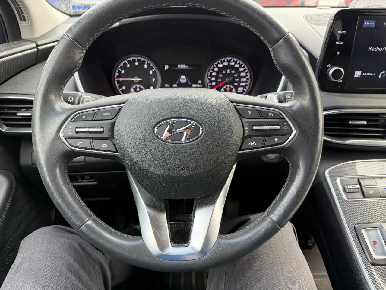 2022 Hyundai Santa Fe Preferred Photo16