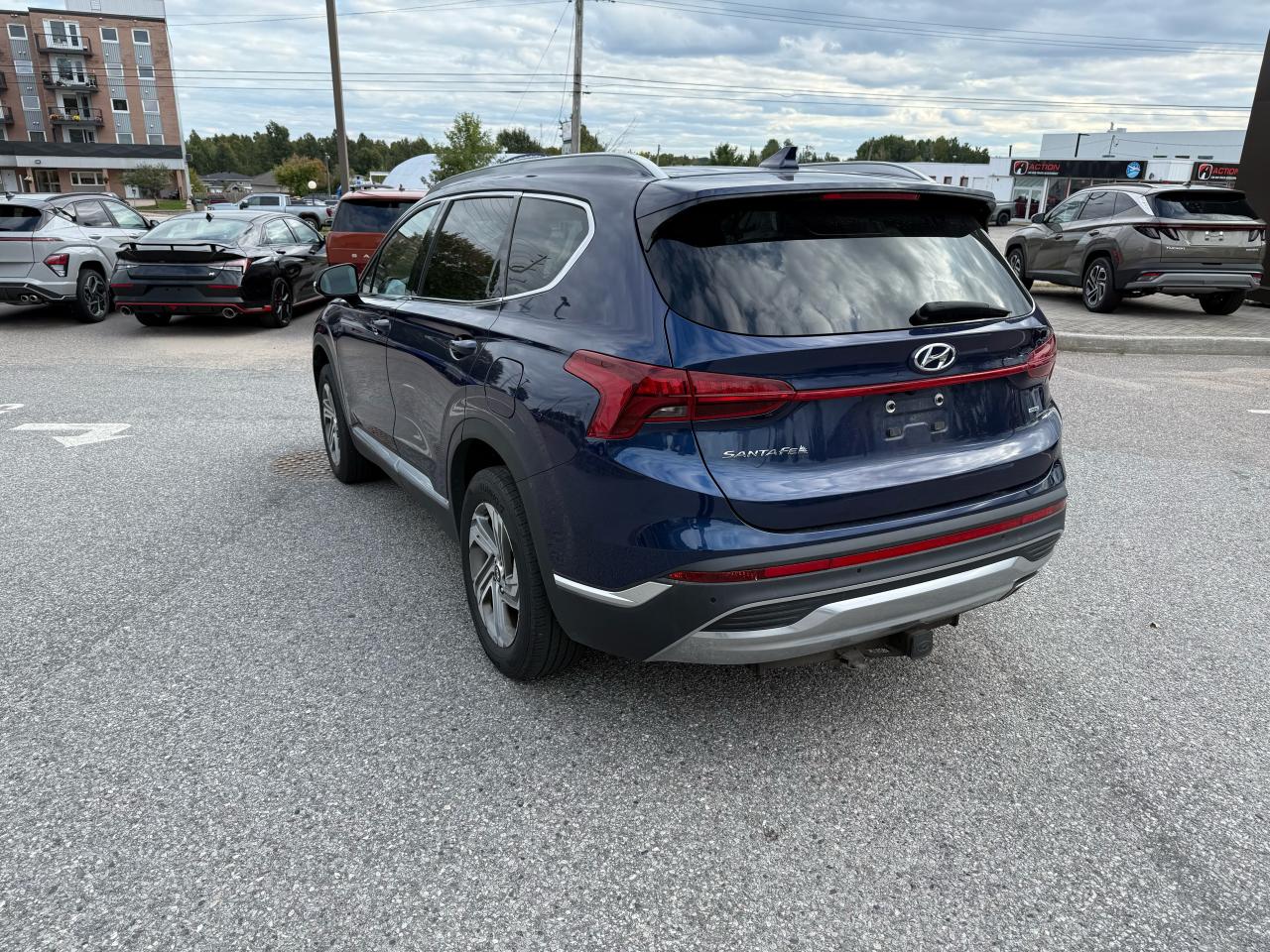 2022 Hyundai Santa Fe Preferred Photo9