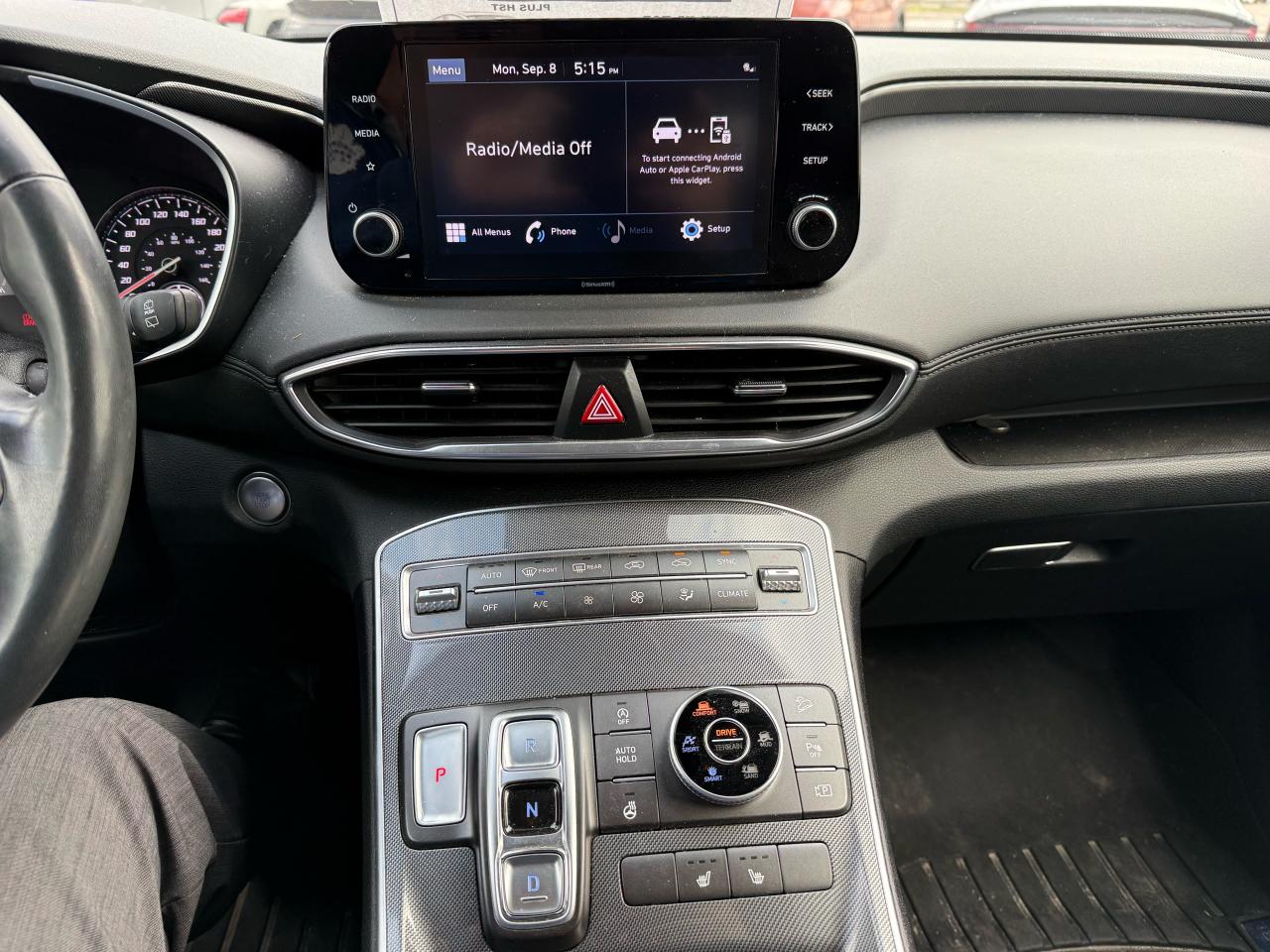 2022 Hyundai Santa Fe Preferred Photo14
