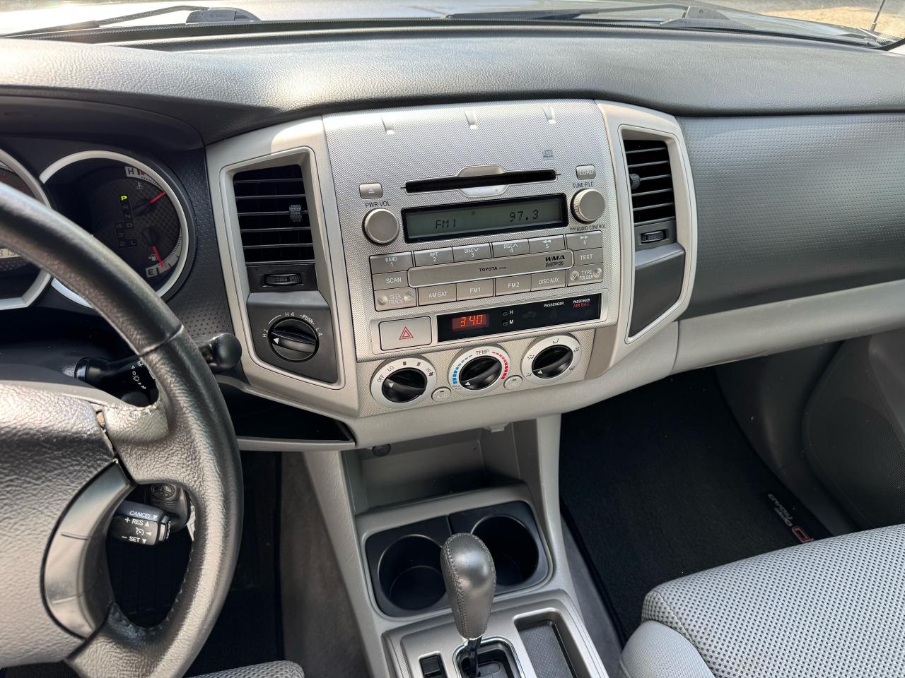 2011 Toyota Tacoma TRD SPORT - 4X4 - Photo #11