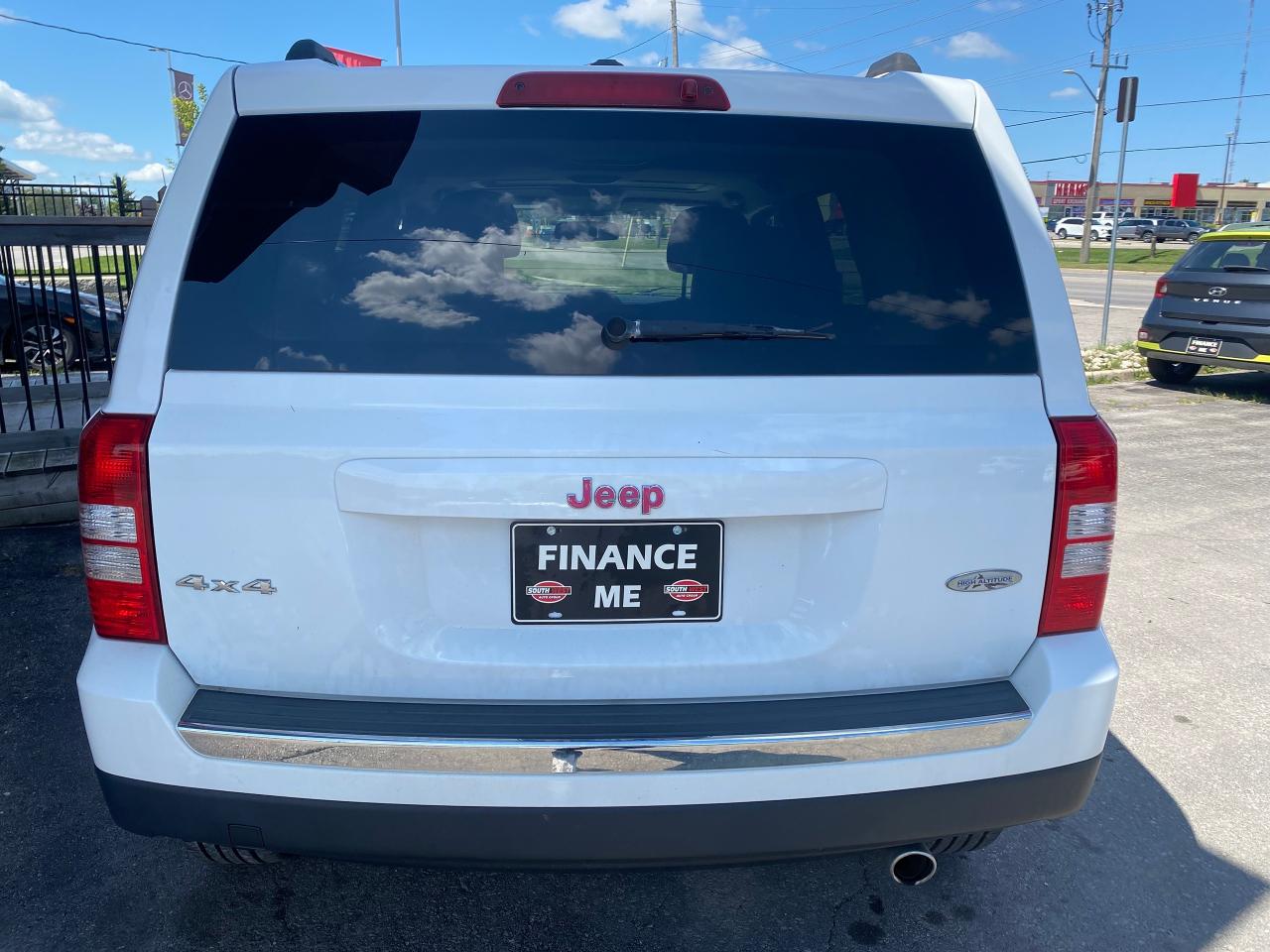 2016 Jeep Patriot High Altitude - Photo #5
