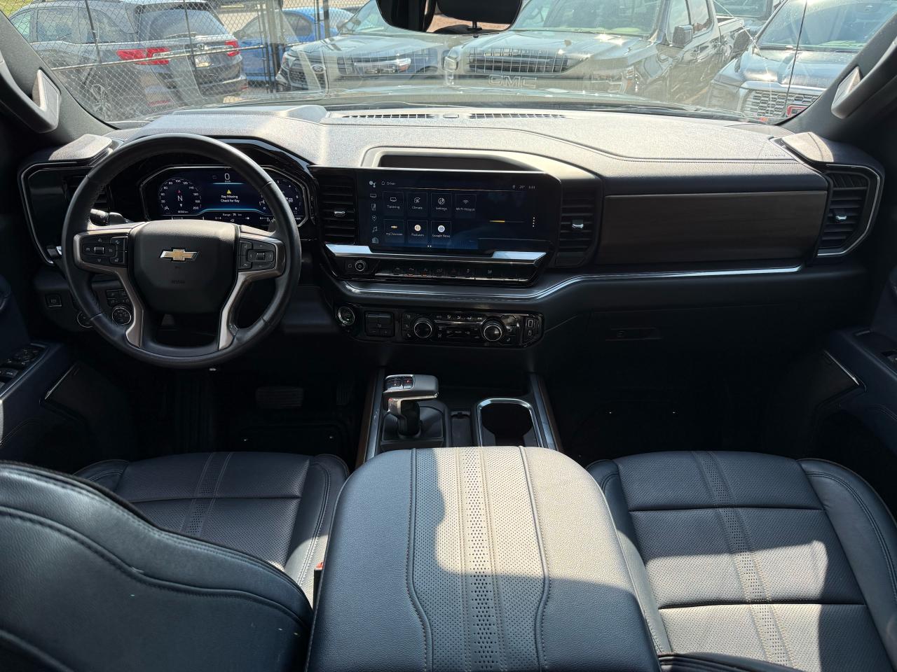 2023 Chevrolet Silverado 1500 High Country - Photo #7