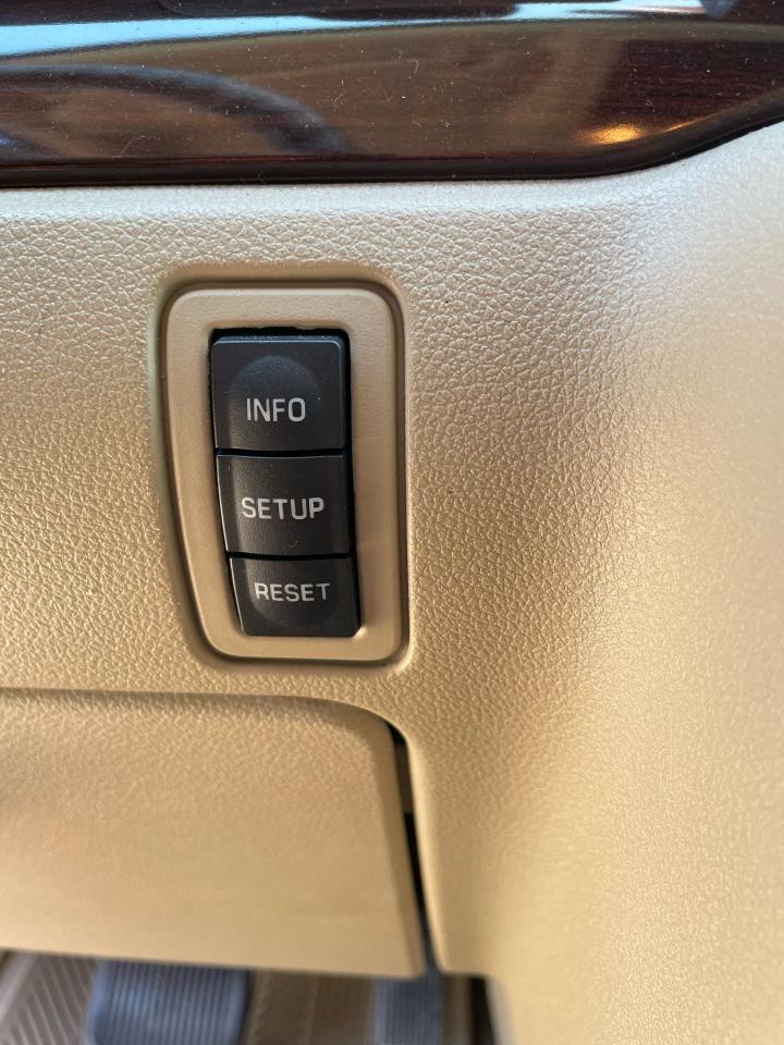 2006 Ford Freestar SEL - Photo #13