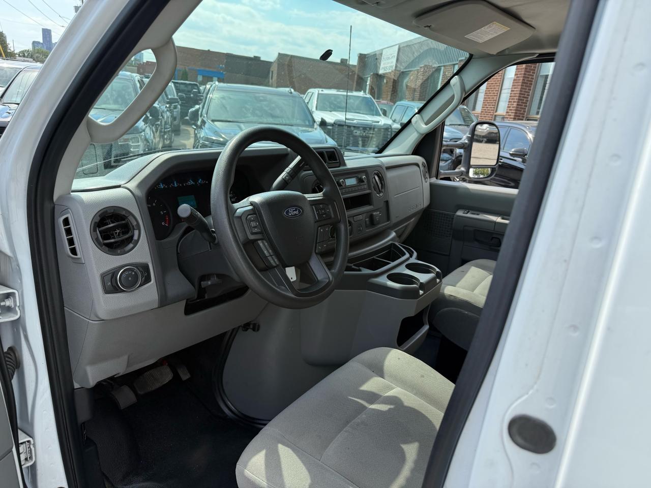 2025 Ford E-Series Cutaway Cube Van - Photo #6