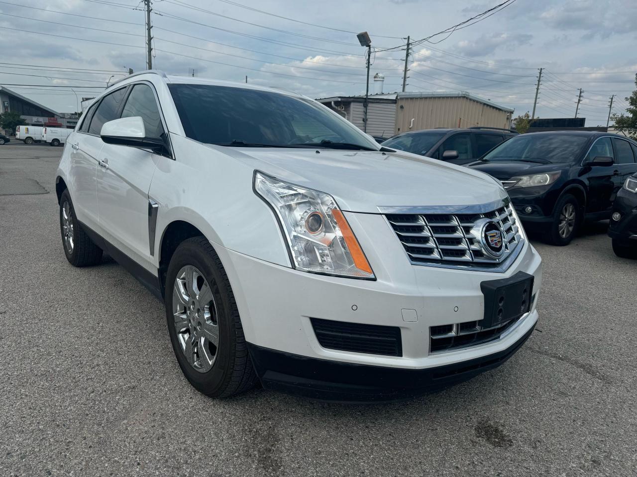 2014 Cadillac SRX Luxury Photo2