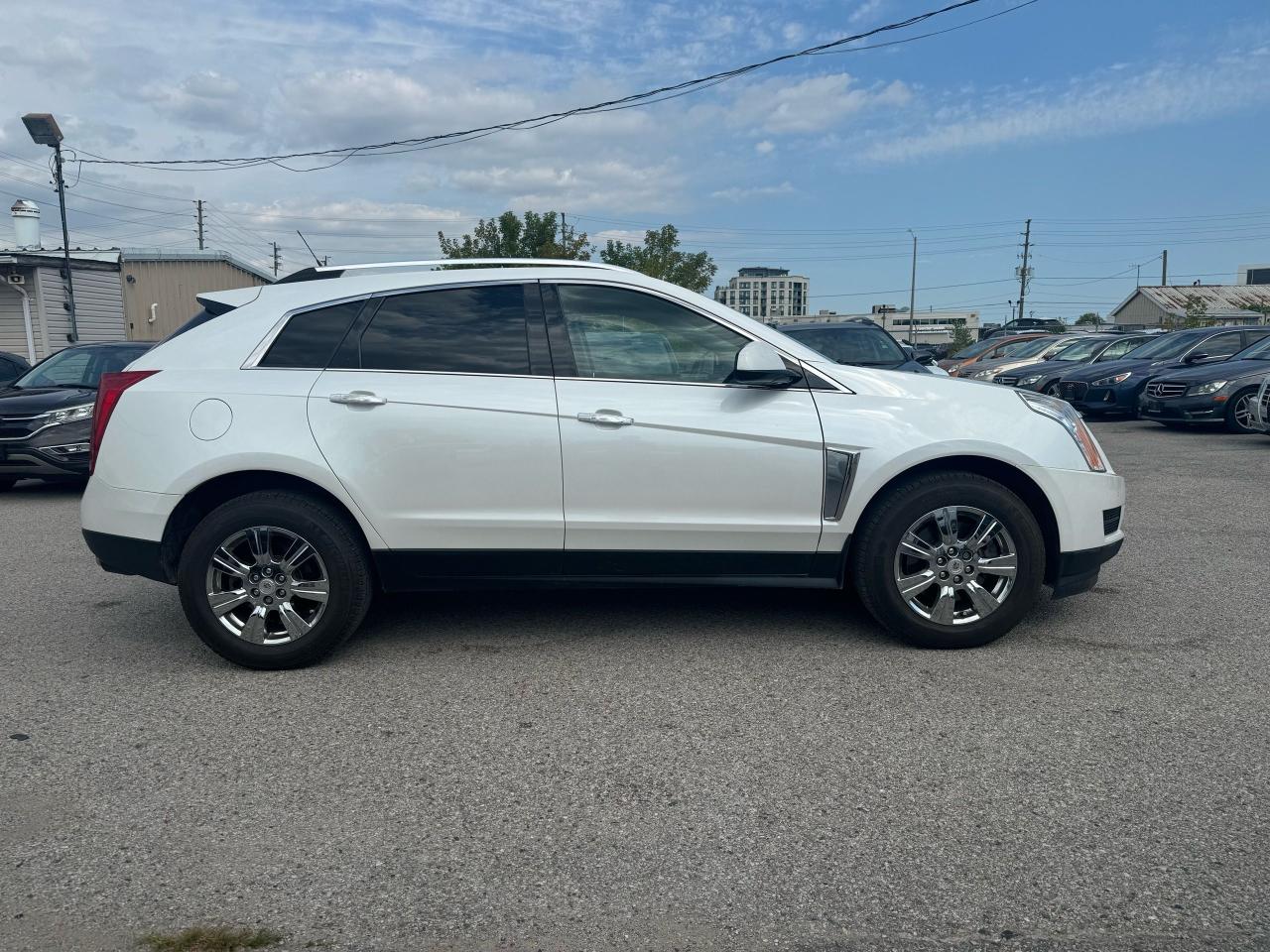 2014 Cadillac SRX Luxury Photo3