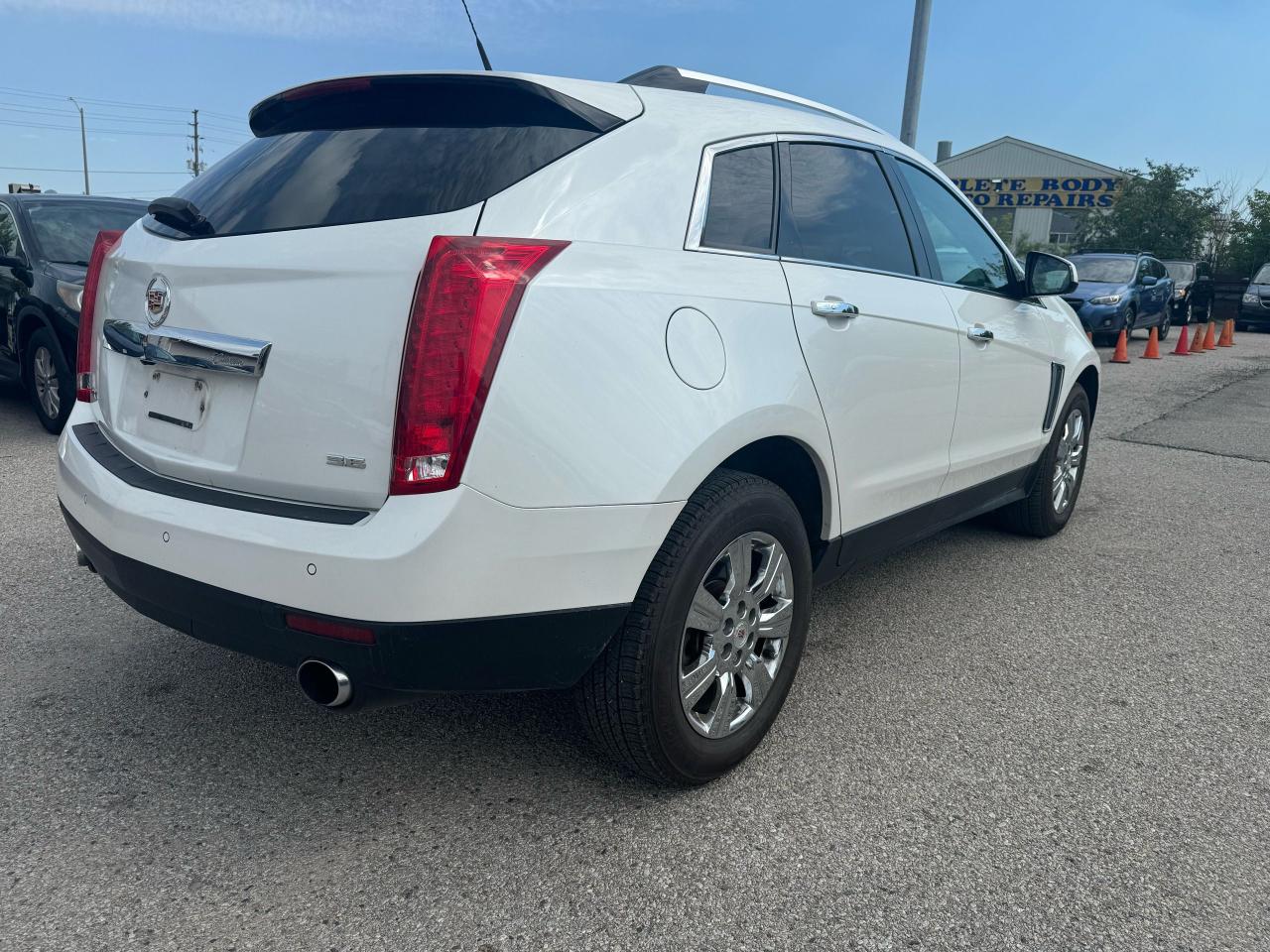 2014 Cadillac SRX Luxury Photo4