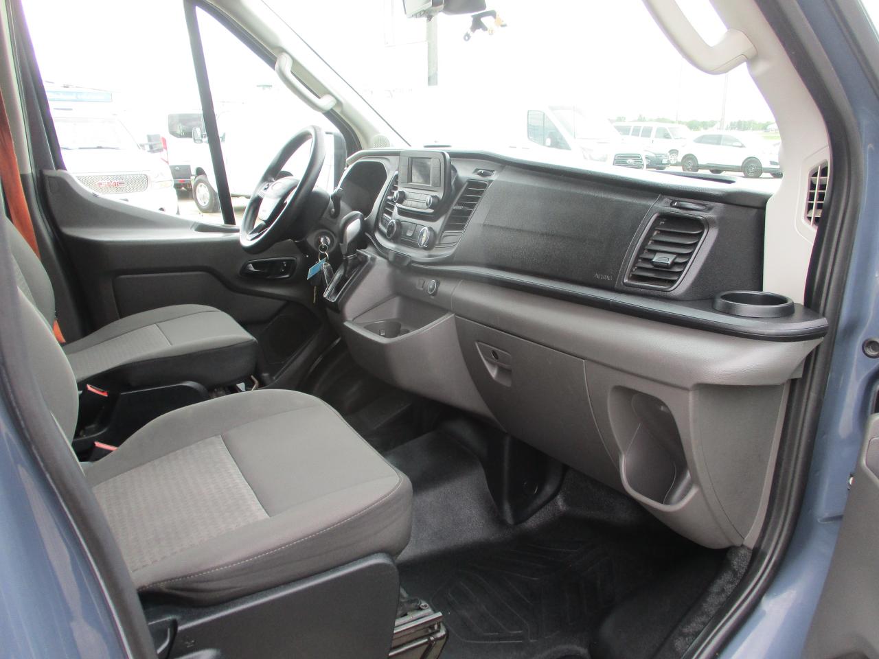 2020 Ford Transit Cargo Van  - Photo #8