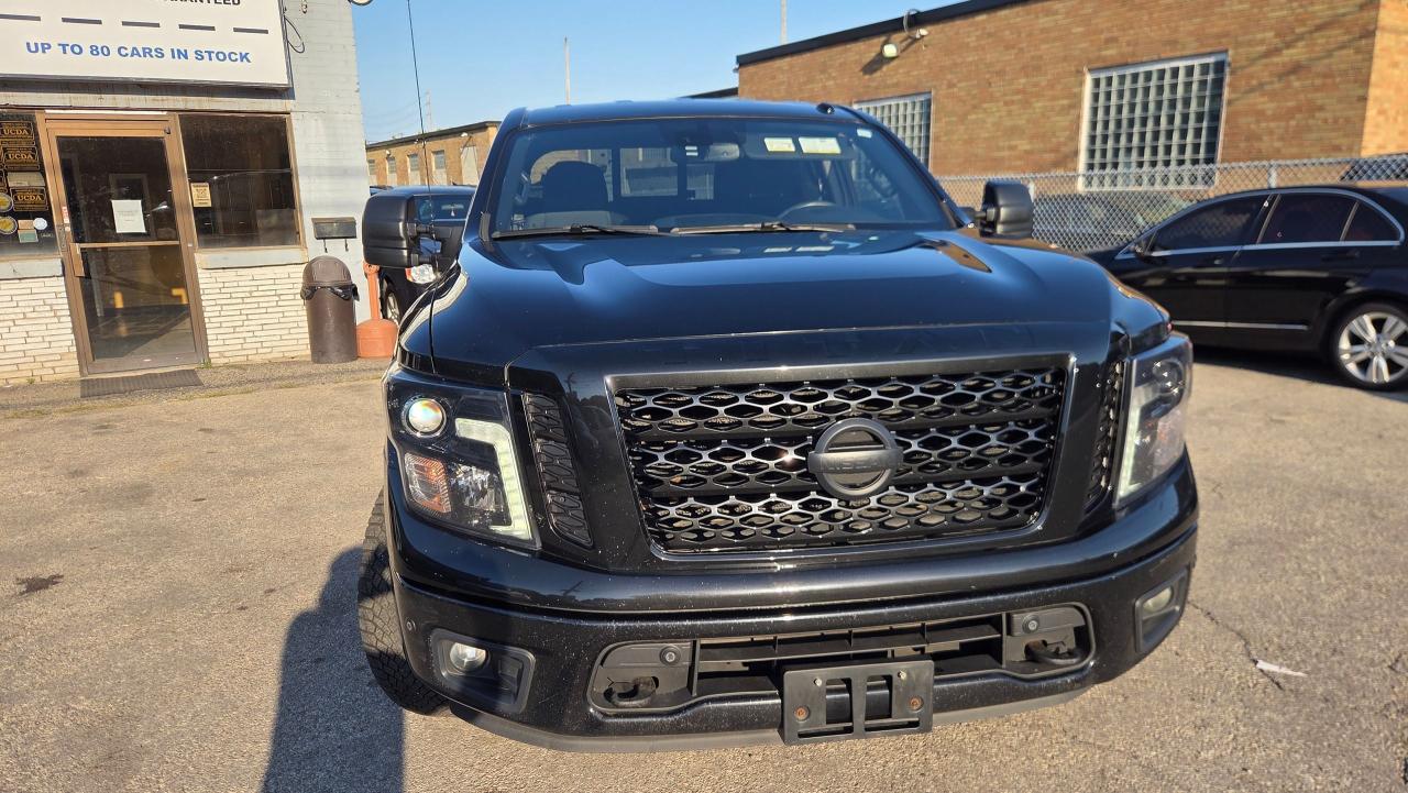 2018 Nissan Titan SV MIDNIGHT EDITION - Photo #8
