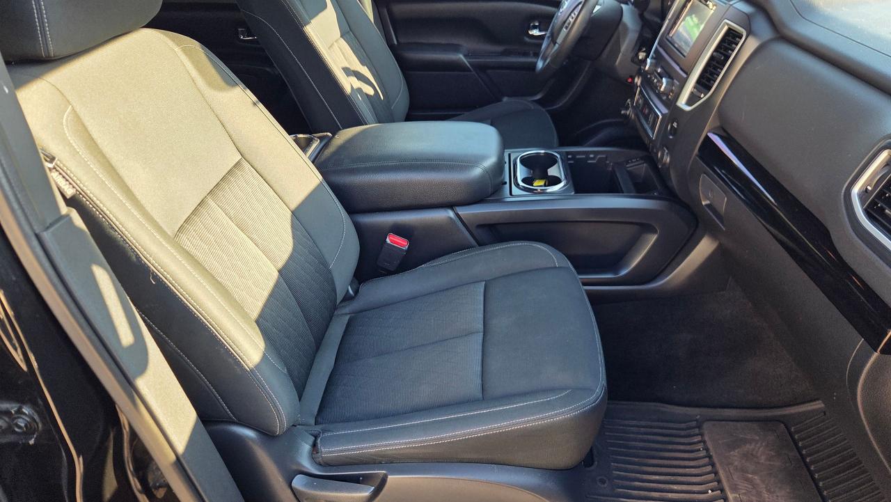 2018 Nissan Titan SV MIDNIGHT EDITION - Photo #9