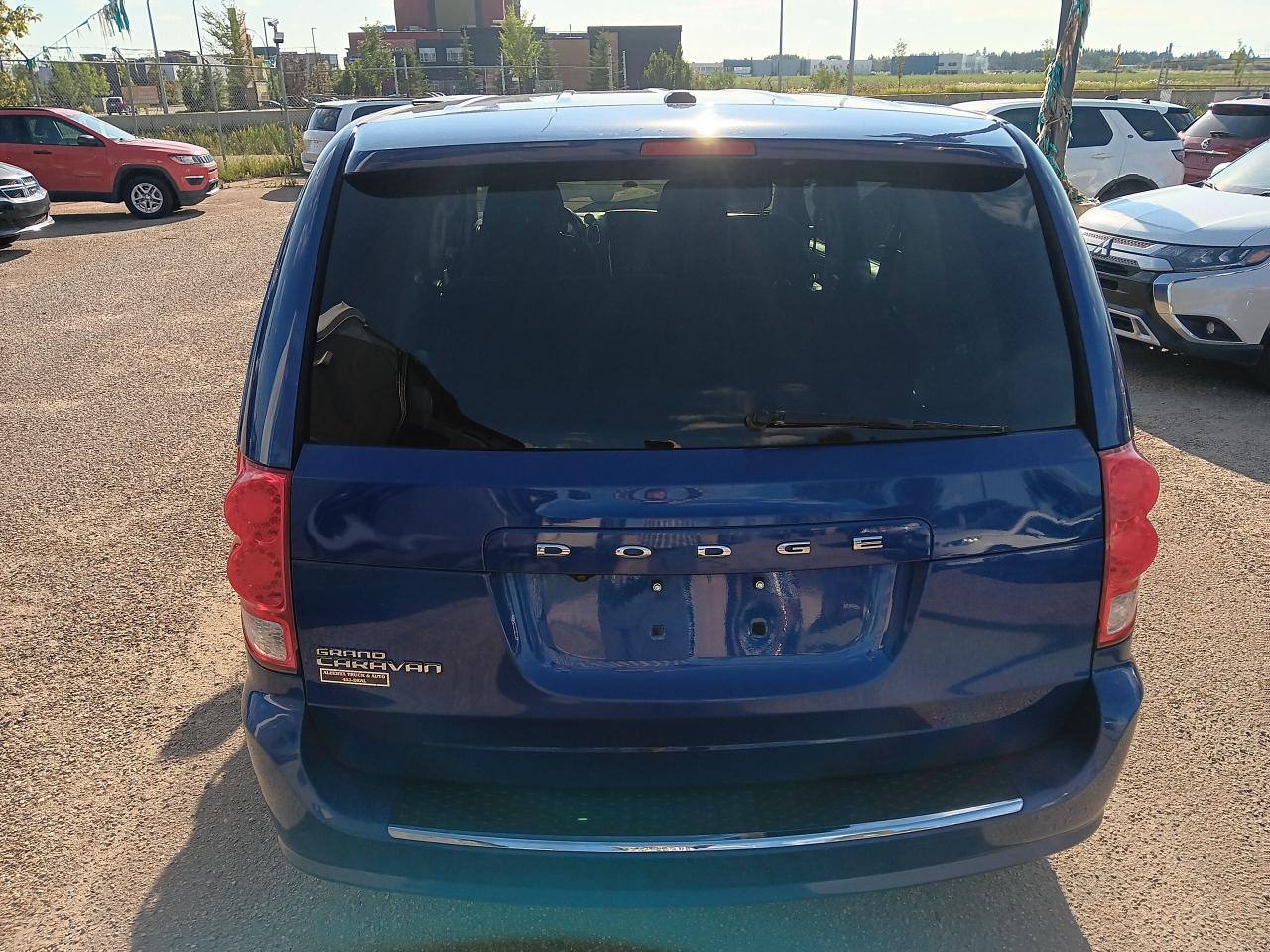 2019 Dodge Grand Caravan Canada Value Package 7 Pass Bluetooth - Photo #6