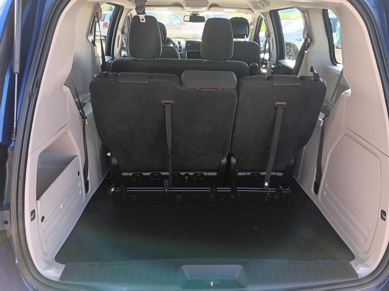 2019 Dodge Grand Caravan Canada Value Package 7 Pass Bluetooth - Photo #7