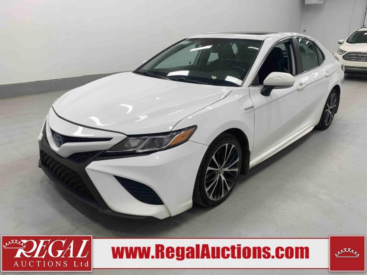 Used 2020 Toyota Camry SE Hybrid for sale in Calgary, AB