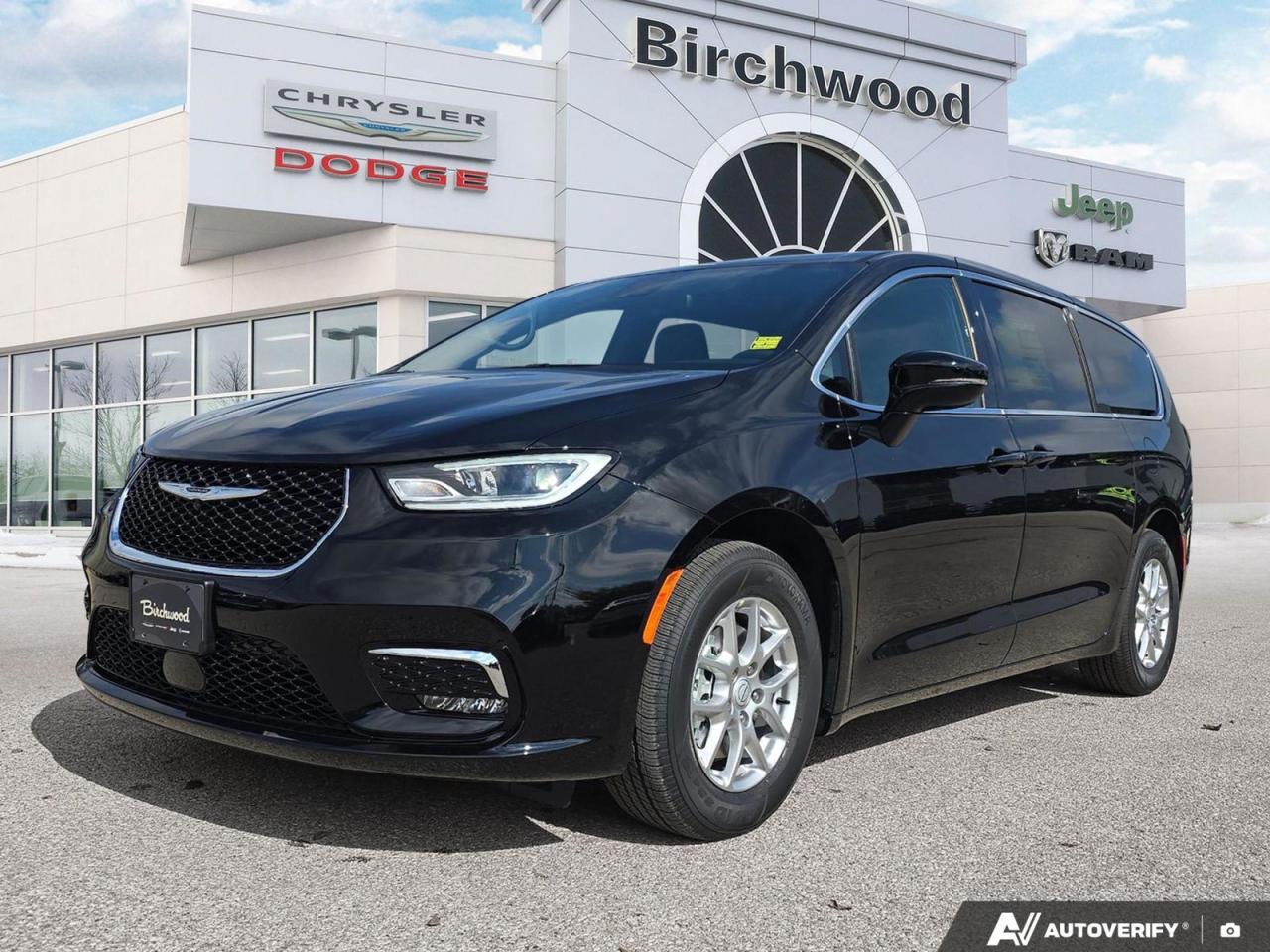 New 2026 Chrysler Pacifica Select | $139 WK + taxes | Winter Tires Incl | for sale in Winnipeg, MB