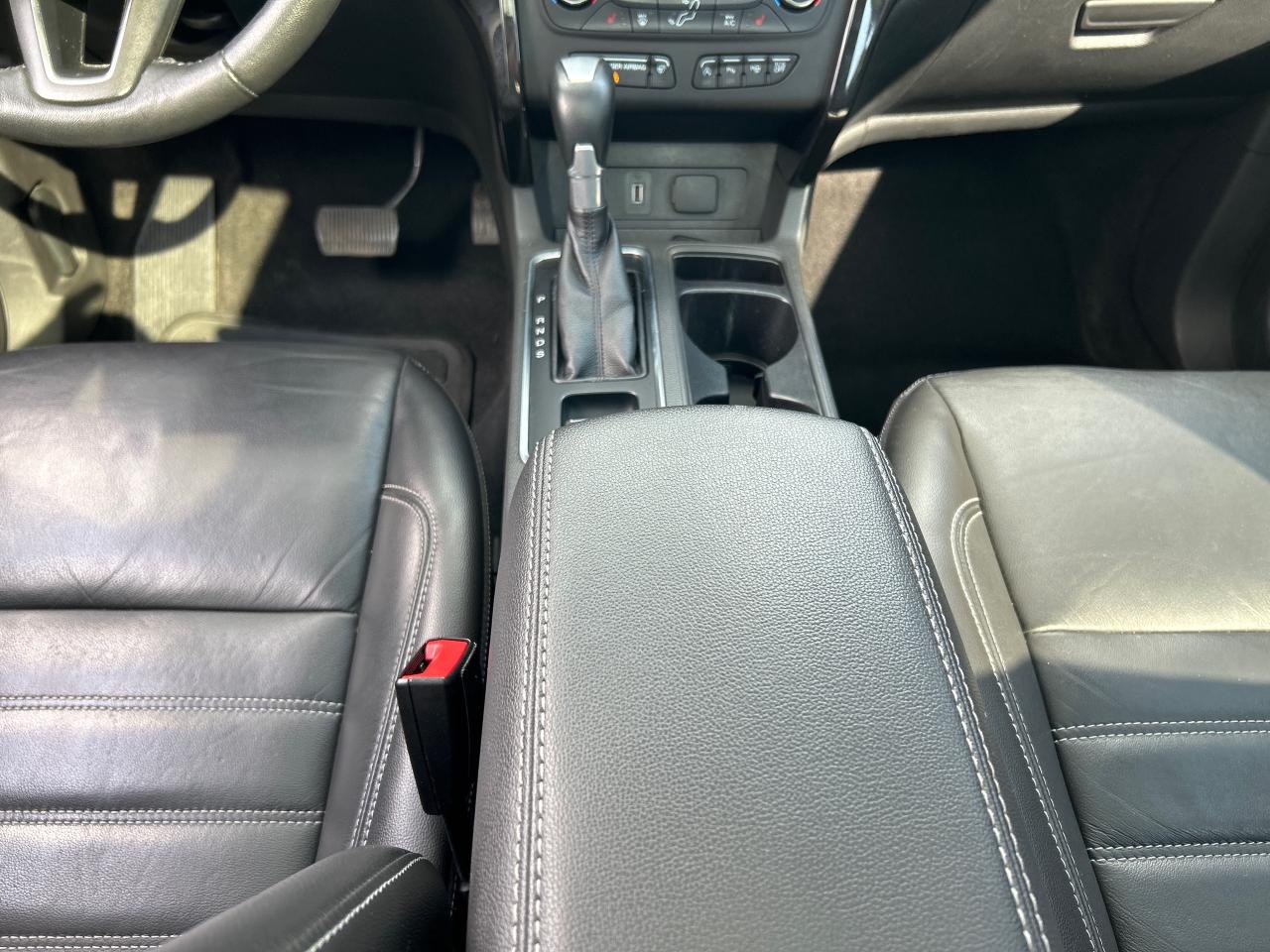 2017 Ford Escape Titanium - 4WD Photo