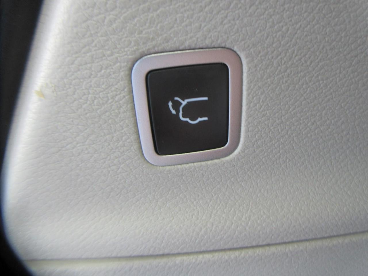 2022 Dodge Grand Caravan SXT Photo