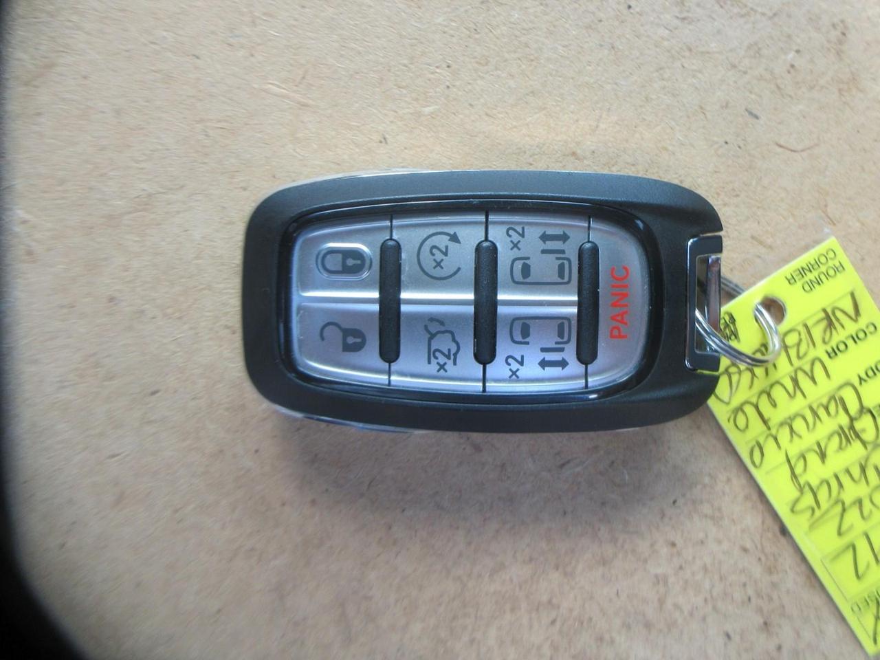 2022 Dodge Grand Caravan SXT Photo