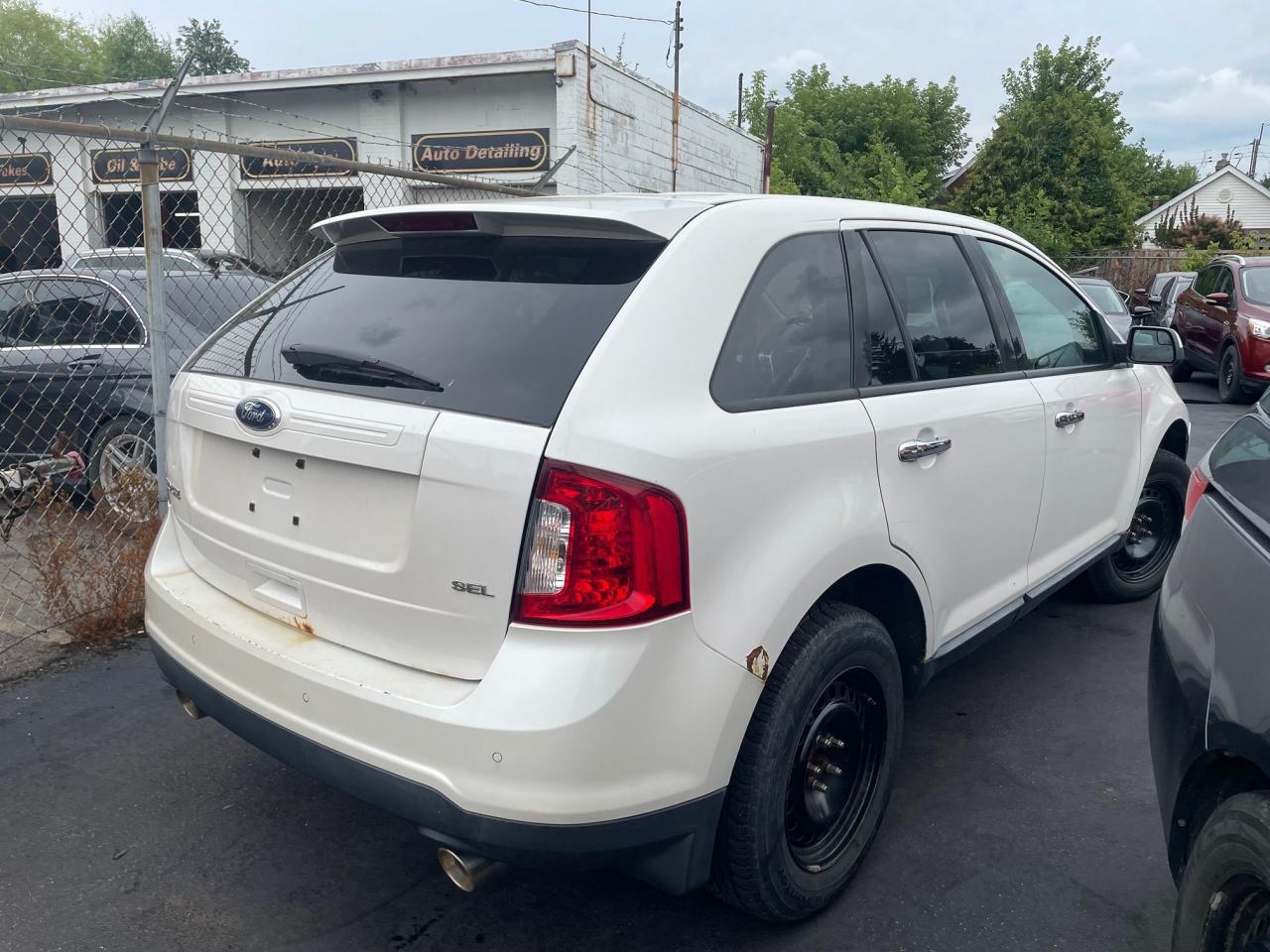 2011 Ford Edge SEL *AS-IS HAS RUST* Photo4