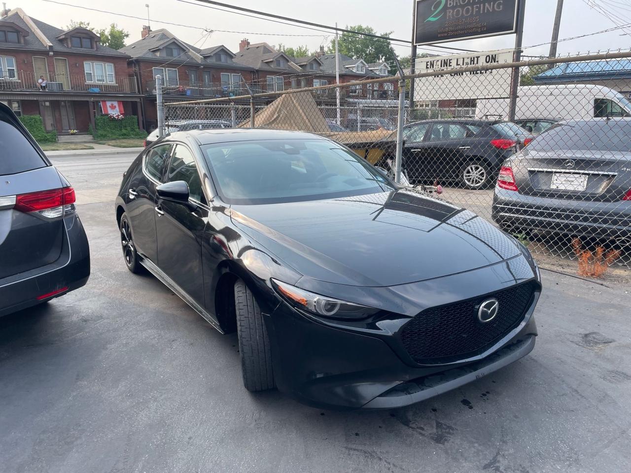 2020 Mazda MAZDA3 GT *MANY SAFETY FEATURES, NAV, BACKUP CAM* Photo2