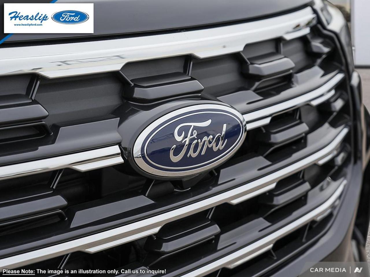 2025 Ford Explorer Active Photo5