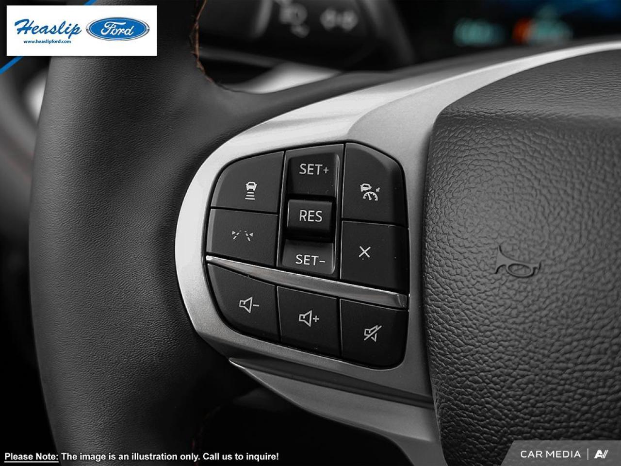 2025 Ford Explorer Active Photo5