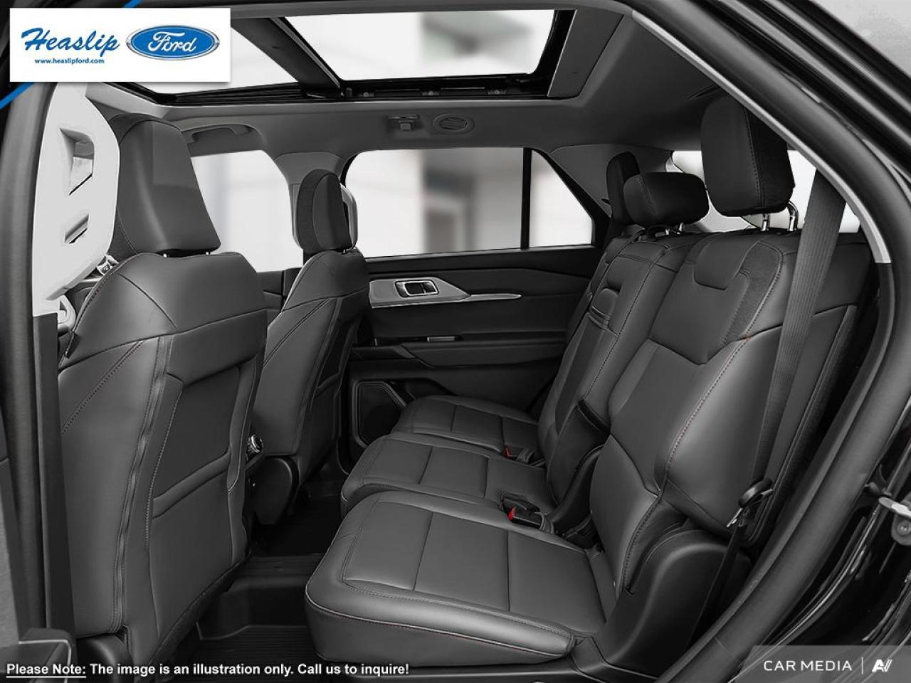 2025 Ford Explorer Active Photo5