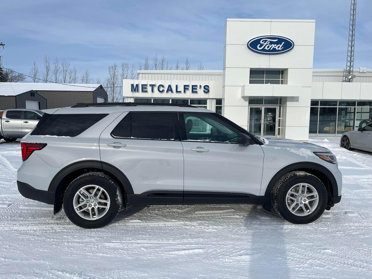 2026 Ford Explorer Active 4WD Photo0