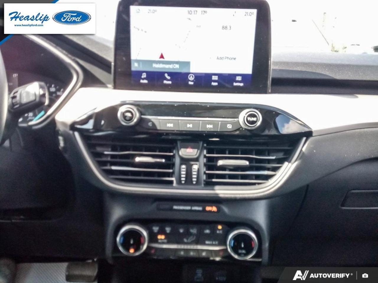 2022 Ford Escape SEL Photo5