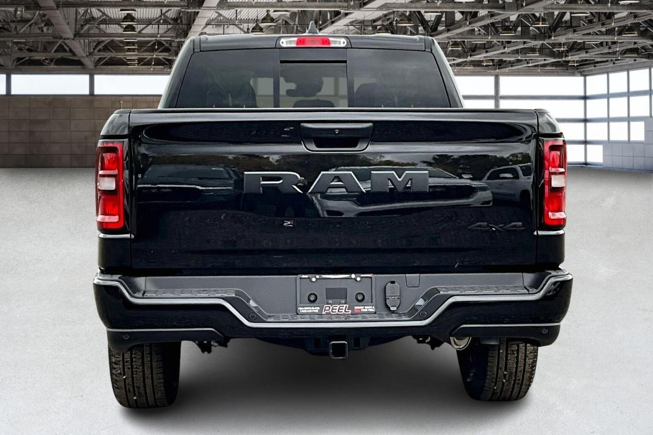 2025 RAM 1500 TRADESMAN | Carplay | Blackout Pkg | 20" Wheels Photo