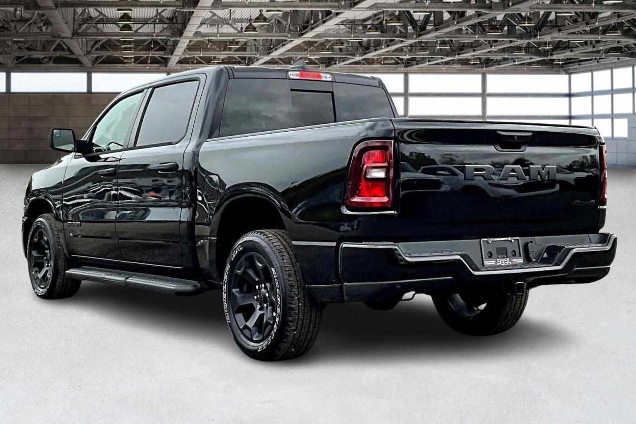 2025 RAM 1500 TRADESMAN | Carplay | Blackout Pkg | 20" Wheels Photo2