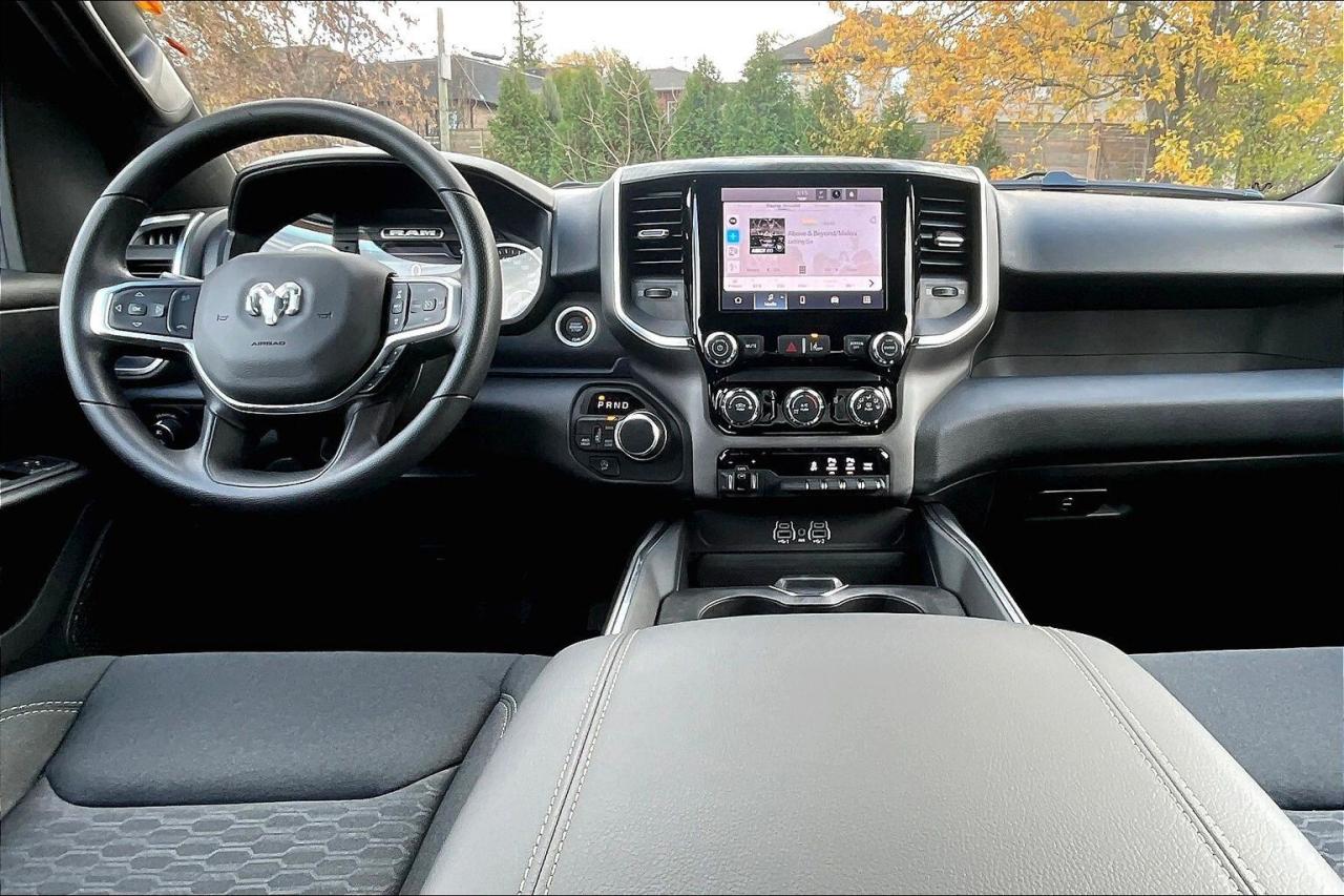 2025 RAM 1500 TRADESMAN | Carplay | Blackout Pkg | 20" Wheels Photo