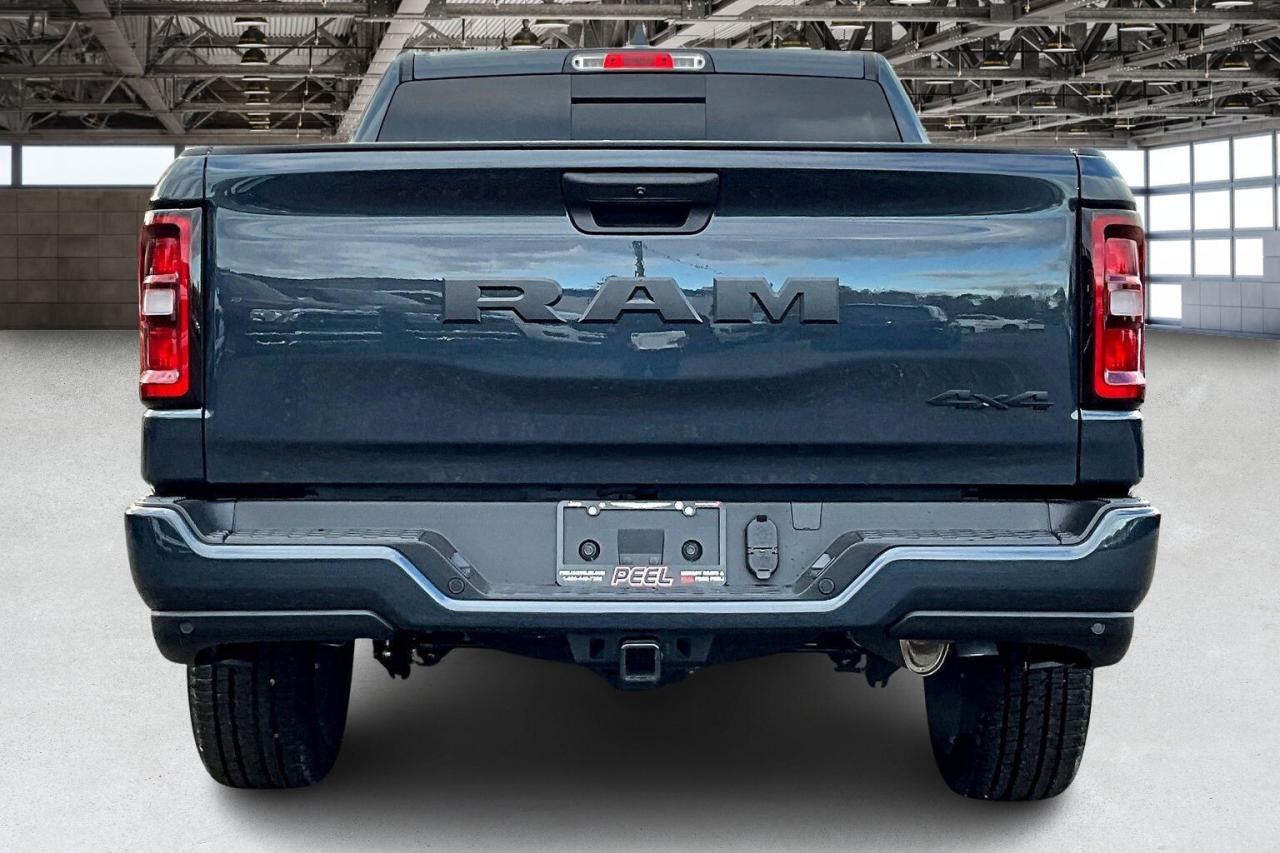 2025 RAM 1500 TRADESMAN | Carplay | Blackout Pkg | 20" Wheels Photo