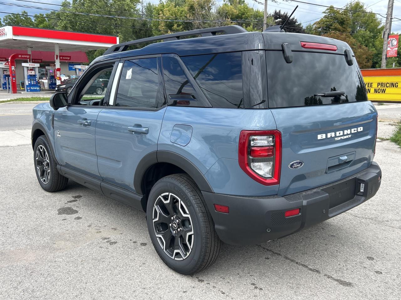 2025 Ford Bronco Sport Outer Banks  - Leather Seats Photo