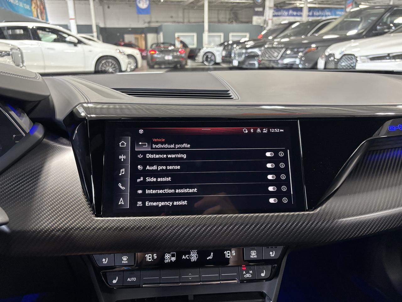 2022 Audi RS e-tron GT QUATTRO|CARBON|MASSAGE|CLUSTERNAV|LASER|3DCAM|HUD| Photo