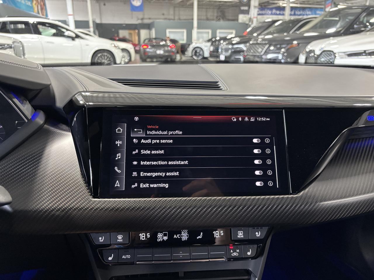 2022 Audi RS e-tron GT QUATTRO|CARBON|MASSAGE|CLUSTERNAV|LASER|3DCAM|HUD| Photo