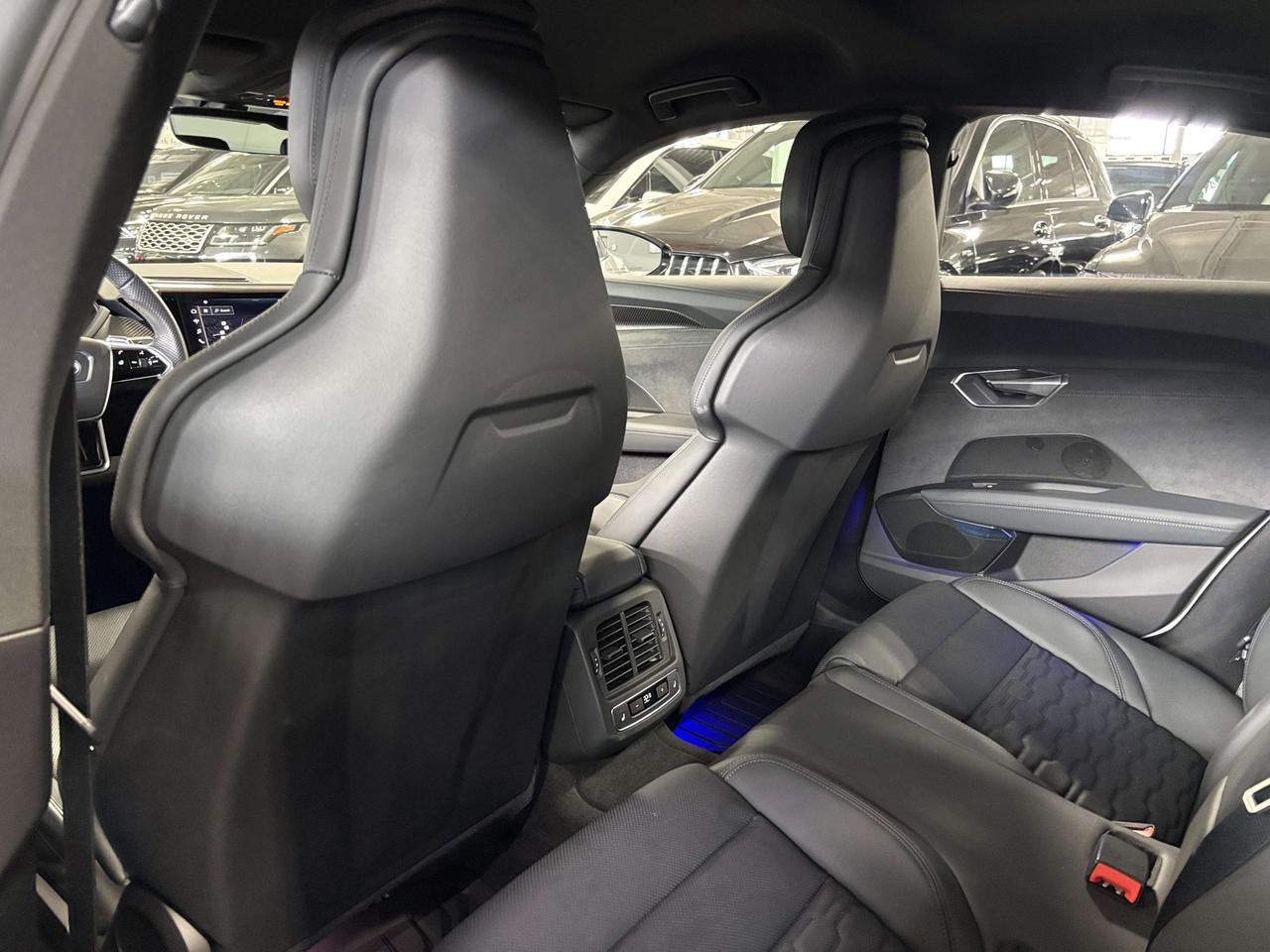 2022 Audi RS e-tron GT QUATTRO|CARBON|MASSAGE|CLUSTERNAV|LASER|3DCAM|HUD| Photo