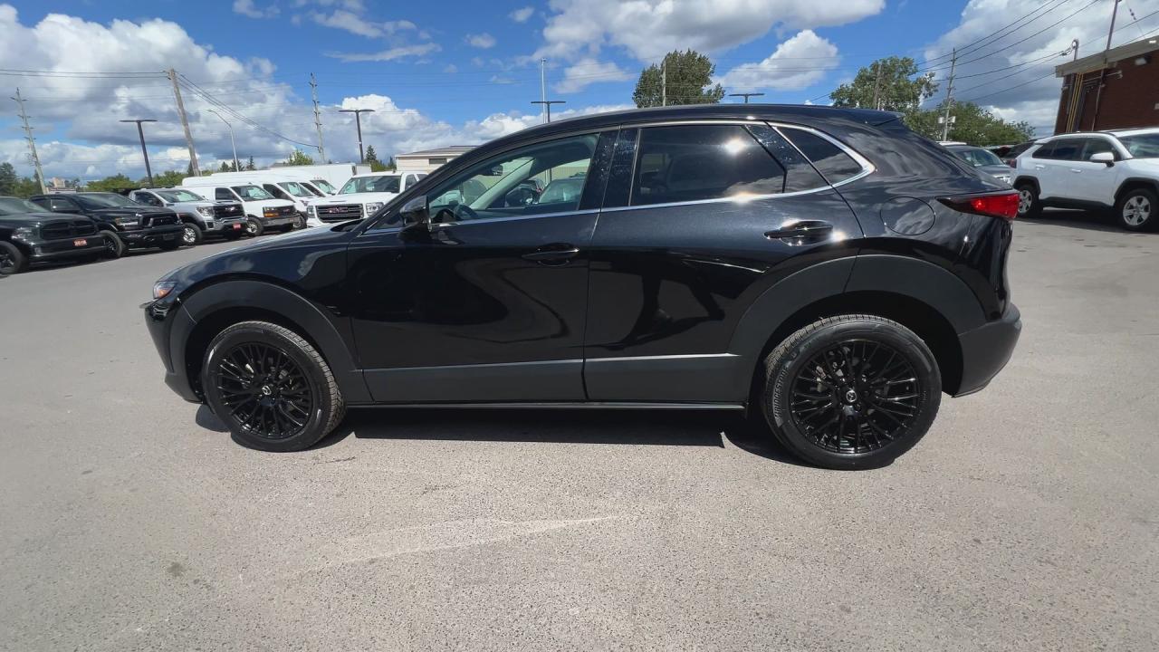 2023 Mazda CX-30 GT AWD | RED LEATHER | SUNROOF | 360 CAM | CARPLAY Photo4