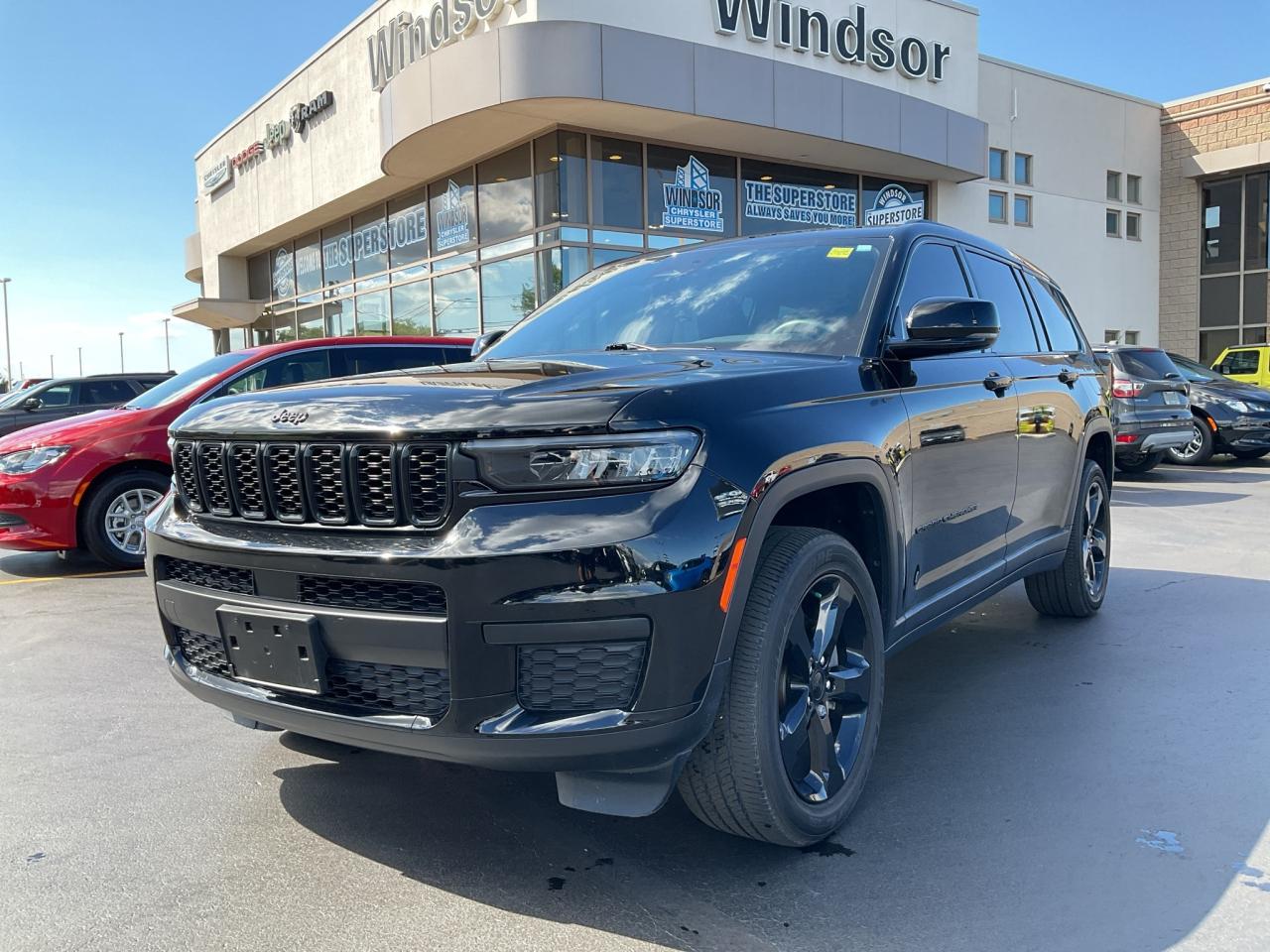 Used 2022 Jeep Grand Cherokee Altitude for sale in Windsor, ON
