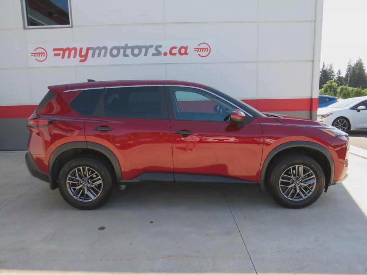2023 Nissan Rogue S  | Clean Title | No Accidents | Safety Certified | Alloy Rims | AWD | Leather Wrapped Steering Wheel | Rear Privacy Cover | Digital Touchscreen | Reverse Camera | Cruise Control | Bluetooth | USB | Push Button Start Photo