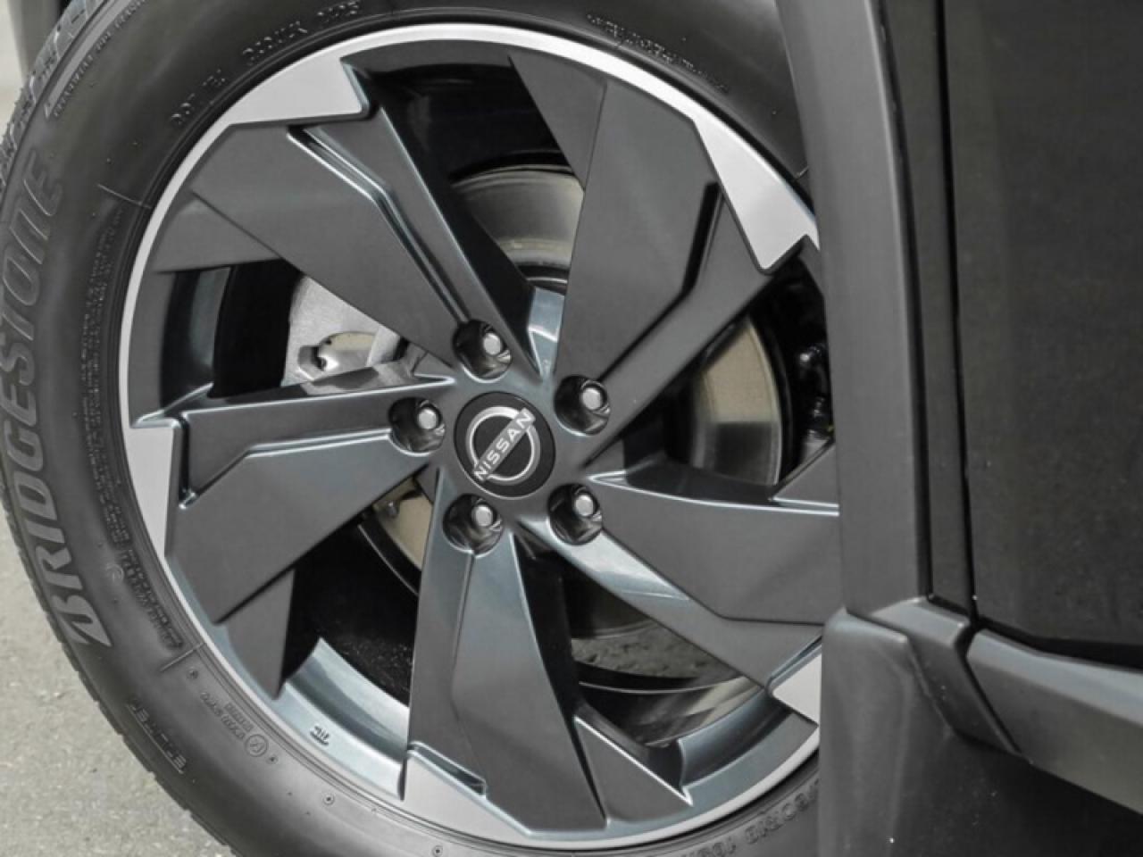 2026 Nissan Rogue SV Moonroof  - Sunroof -  Power Liftgate Photo