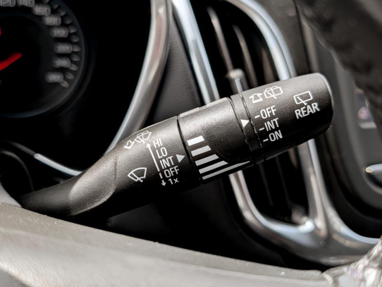 2021 Chevrolet Equinox LT  **13 SERVICE RECORDS** Photo