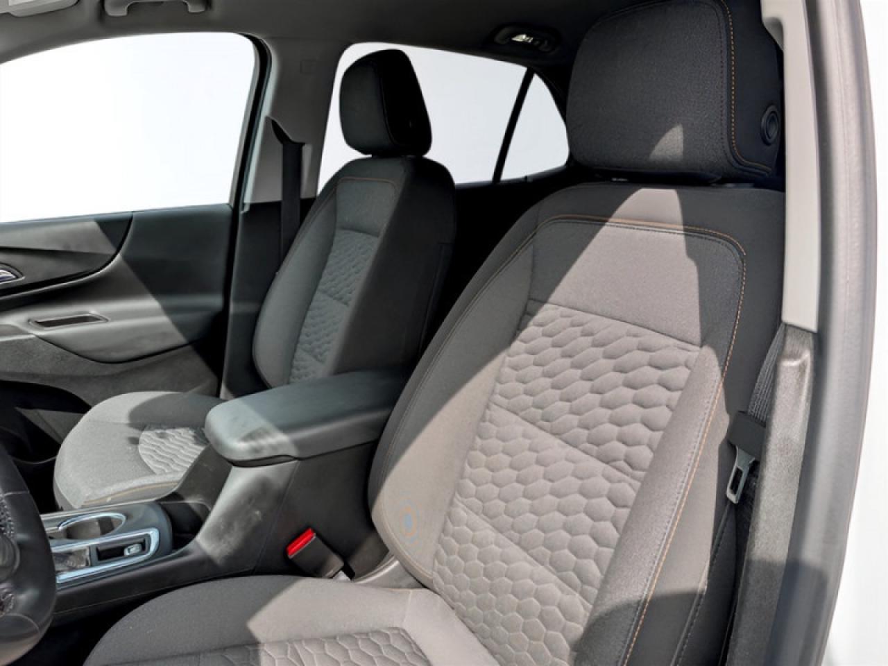 2021 Chevrolet Equinox LT  **13 SERVICE RECORDS** Photo