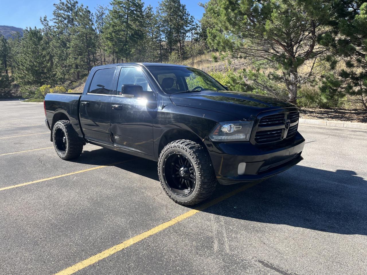 2014 RAM 1500 Sport Crew Cab SWB 4WD - Photo #6