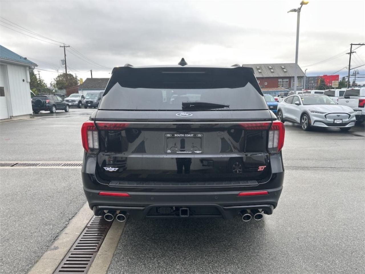 2026 Ford Explorer ST  -  Sunroof -  Cooled Seats Photo3