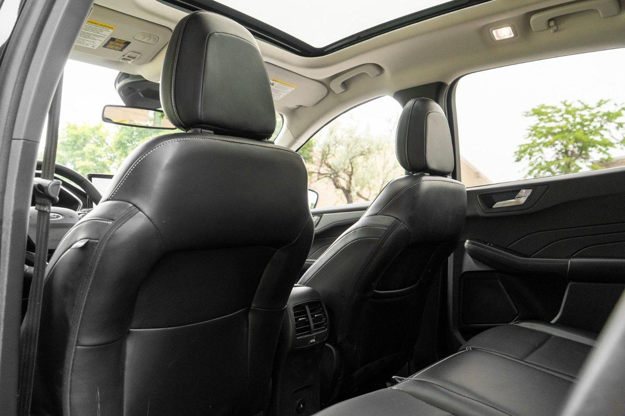 2023 Ford Escape Platinum Photo