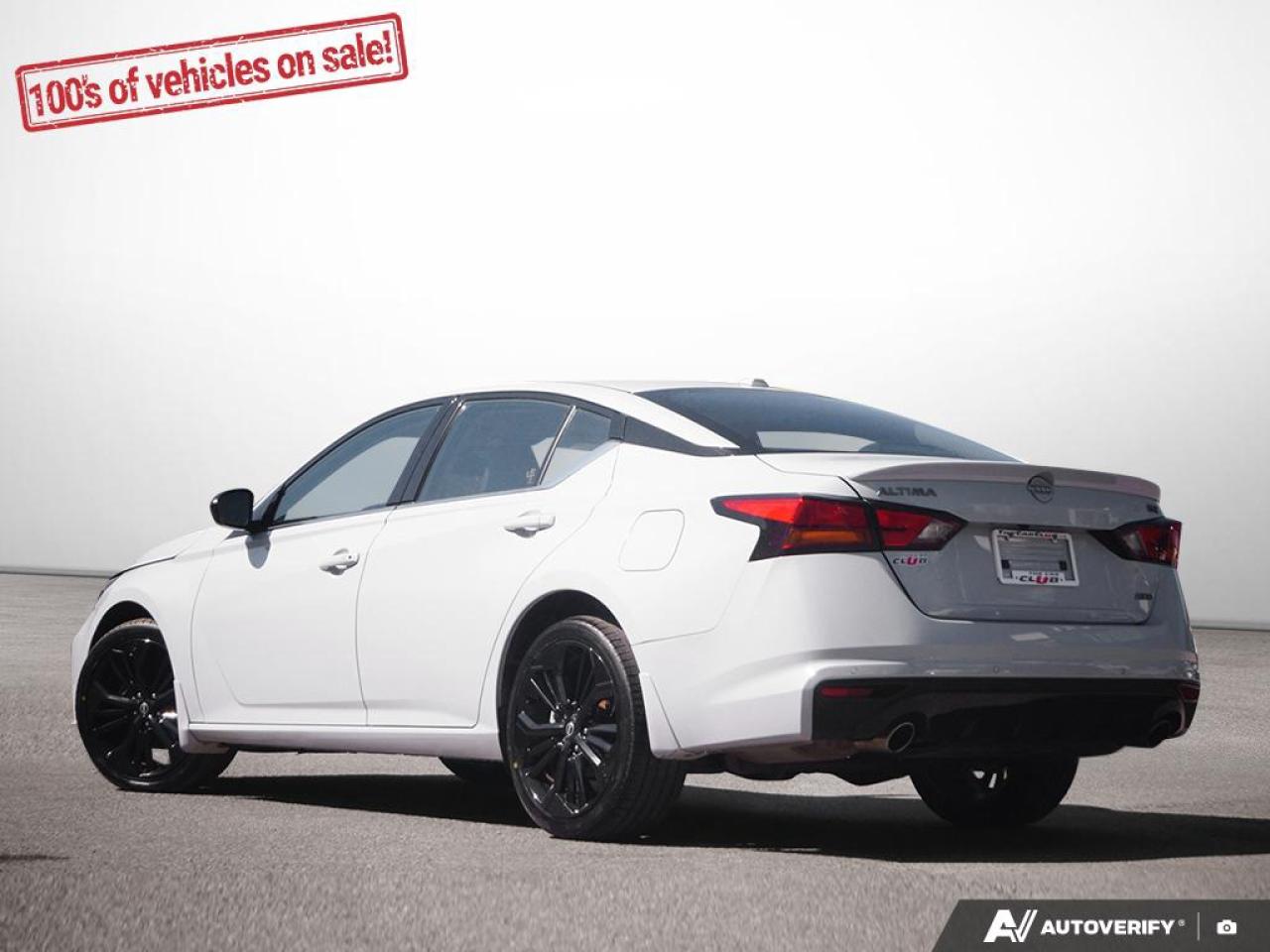 2023 Nissan Altima SR Photo3