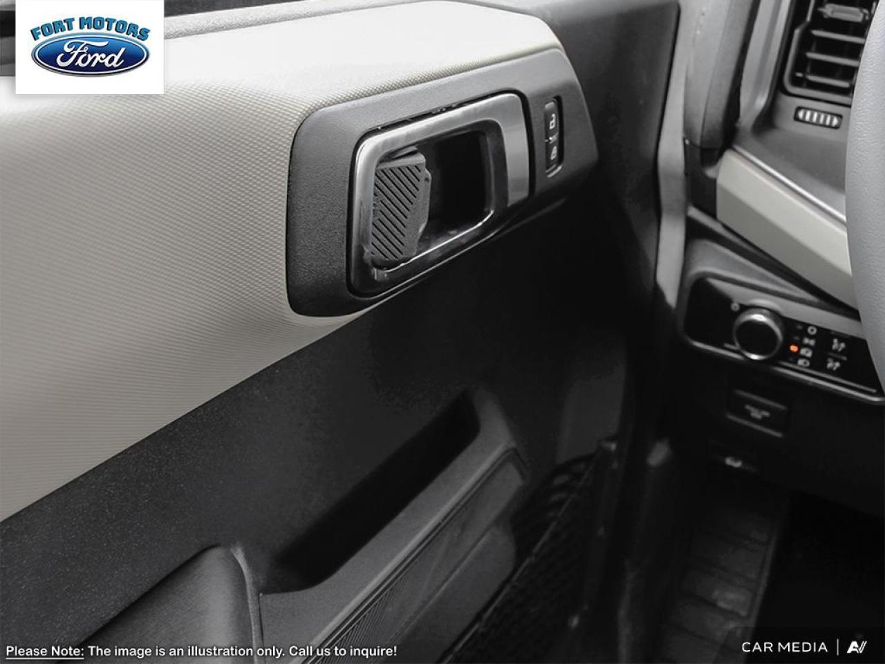 2025 Ford Bronco Big Bend® Photo5