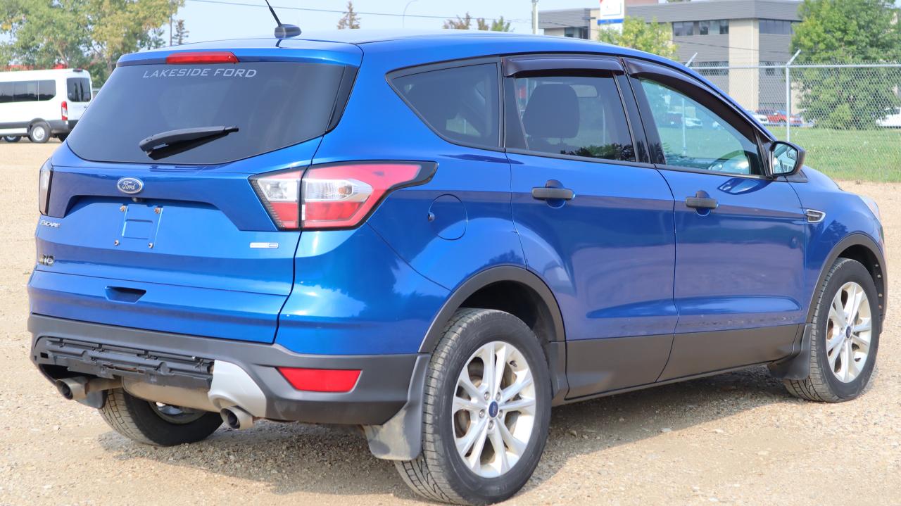 2017 Ford Escape S Photo5